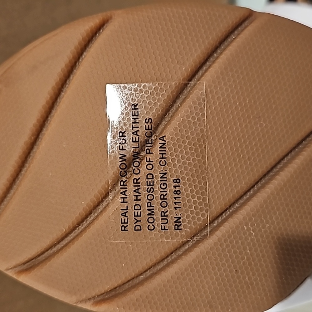 Michael Kors Sneakers - Picture 5 of 7